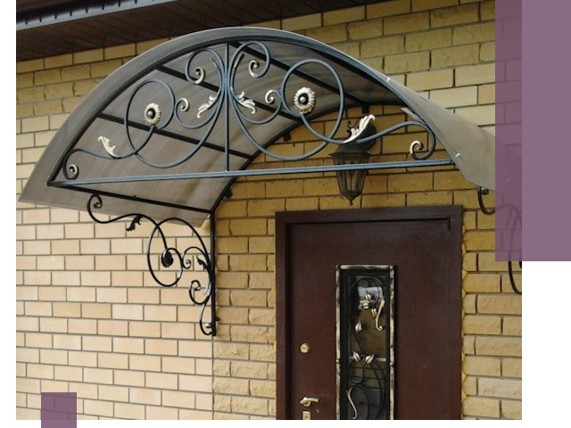 Изготовление козырьков из металла под ключ в Ртищеве