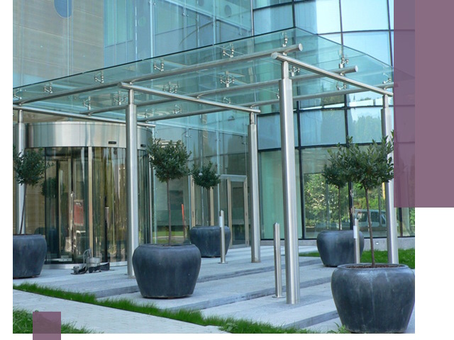 Навесы из стекла на заказ в Ртищеве — монтаж и установка