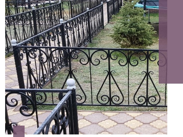 Кованые газонные ограждения под ключ в Ртищеве